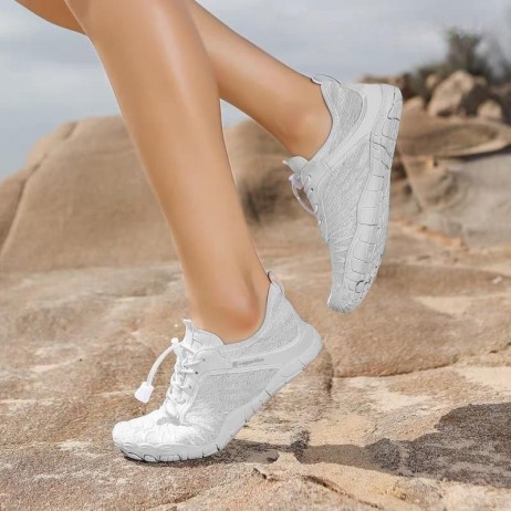 Pantofi de apa inSPORTline Soltano, Alb