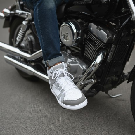 Ghete de motocicletă W-TEC Arimes – Alb-Gri